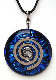 ElfenGlas� CELINE - Glasschmuck - Schmuck-Anh�nger (Donut) aus Glas mit Spirale. Modeschmuck in Fusing-Technik.